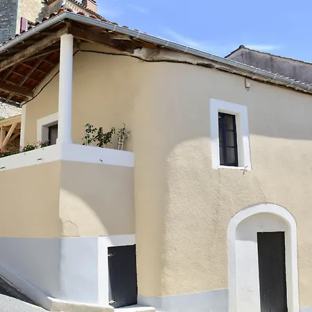 بيت للعطل Lott Duravel